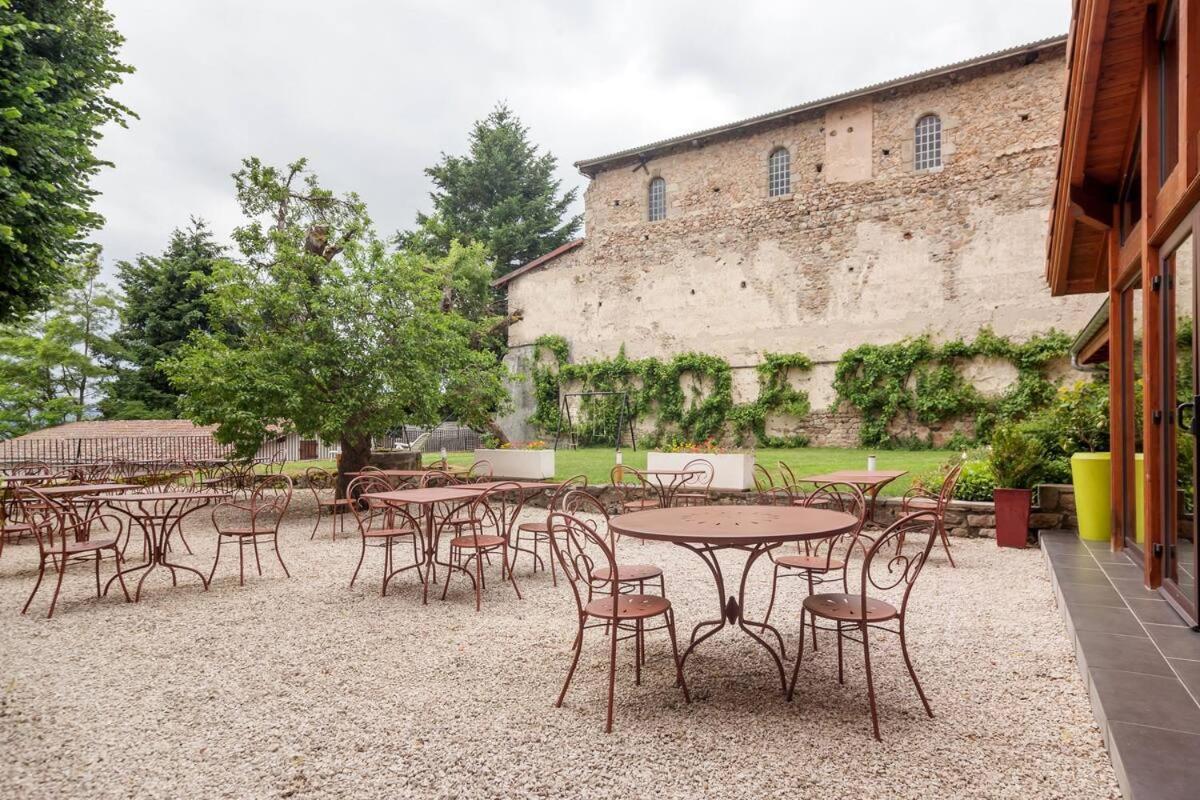 Domaine Le Prieure Hotel Chaumont-le-Bourg Buitenkant foto