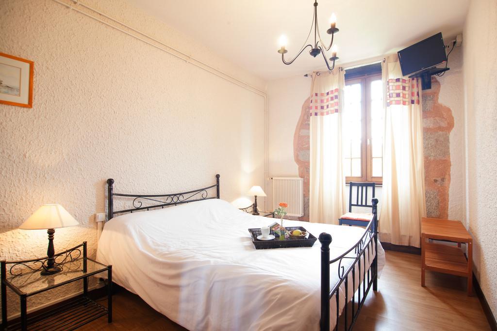 Domaine Le Prieure Hotel Chaumont-le-Bourg Kamer foto