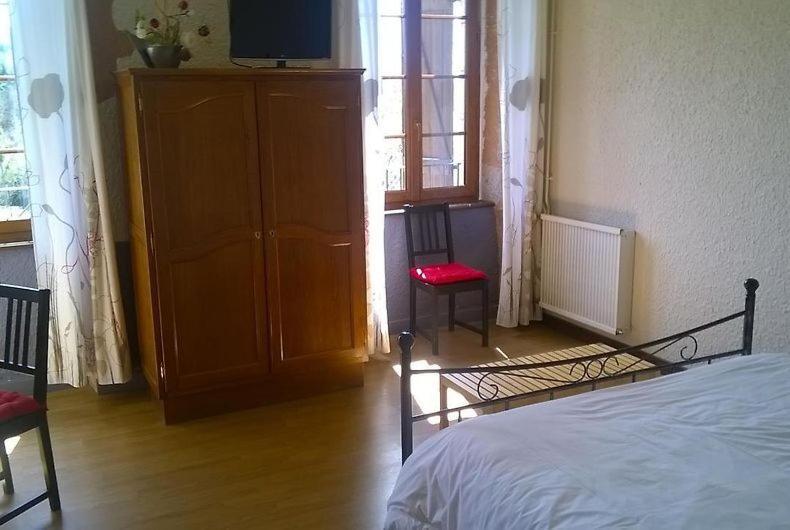 Domaine Le Prieure Hotel Chaumont-le-Bourg Kamer foto