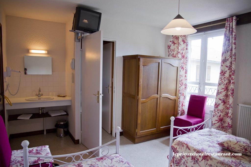 Domaine Le Prieure Hotel Chaumont-le-Bourg Buitenkant foto