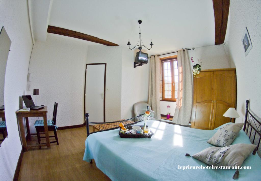 Domaine Le Prieure Hotel Chaumont-le-Bourg Buitenkant foto