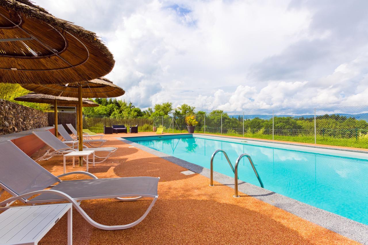 Domaine Le Prieure Hotel Chaumont-le-Bourg Buitenkant foto